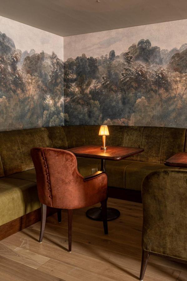 The Lansdowne Kenmare Hotel Bagian luar foto